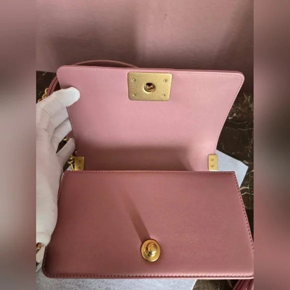 CHANEL Small Boy Bag. - Picture 15 of 15